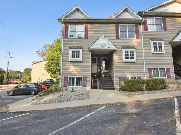 15 George Street APT 30, Griswold, CT 06351