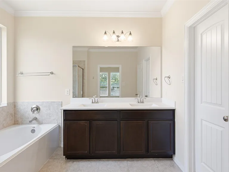 2601 Rough Berry Rd — Photo 22