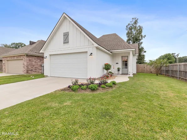 209 Luxford Way, Carencro, LA 70520