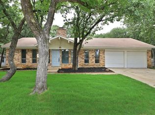 7113 Lowery Ln, North Richland Hills, TX 76182