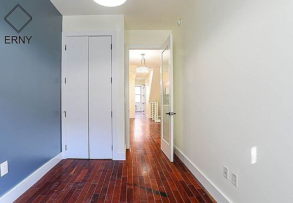 4th image of 1434 De Kalb Ave #1K
