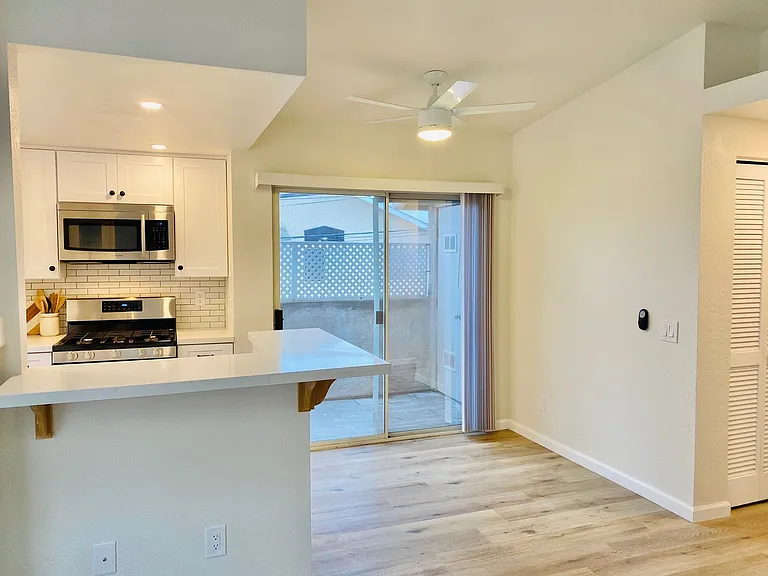 3932 Hamilton St #7 — Photo 16
