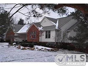 1350 Oneida Trl photo 1