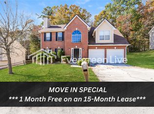 993 Brecken Ln, Lithonia, GA 30058