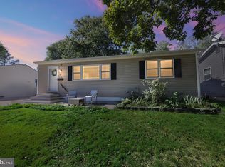 413 W 1st Ave, Runnemede, NJ 08078