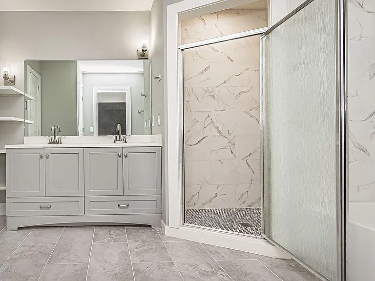 300 Riomar Dr — Photo 24