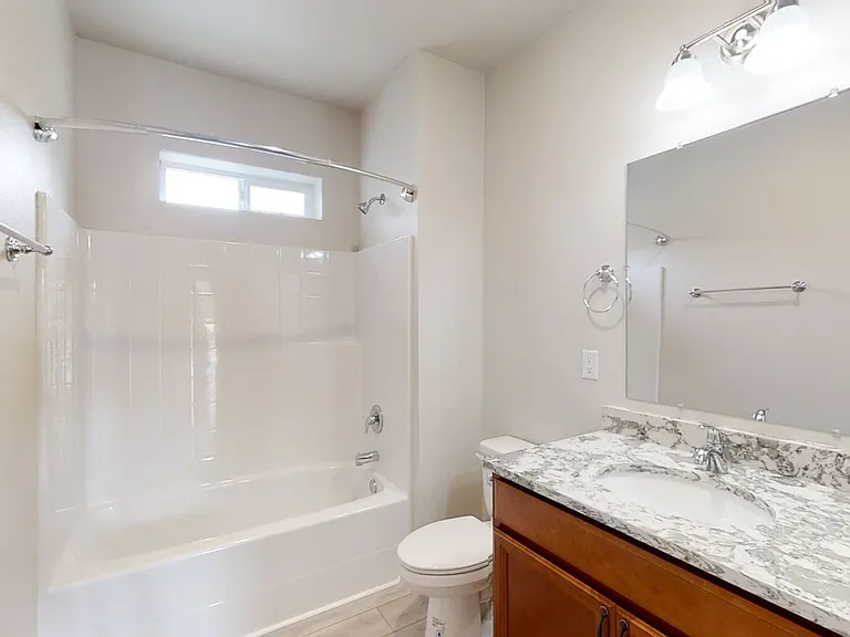 7427 S D St — Photo 28