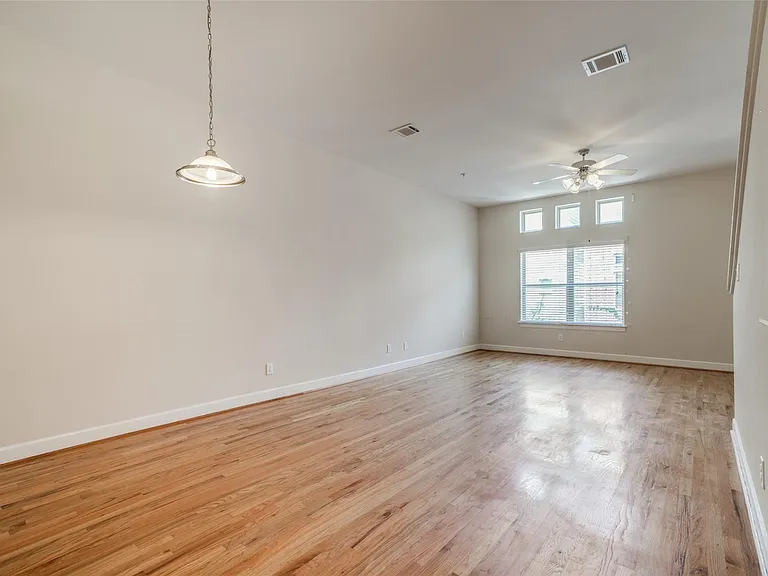 2710 Hullsmith Dr #401 — Photo 7