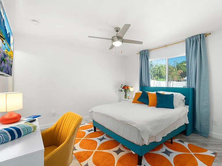 2510 E Hermosa Dr — Photo 14