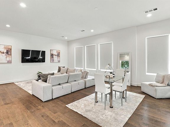 4th image of 4816 Martin Oaks Ln