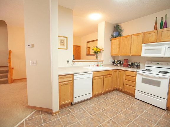 3rd image of 3130 Juniper Ln APT G