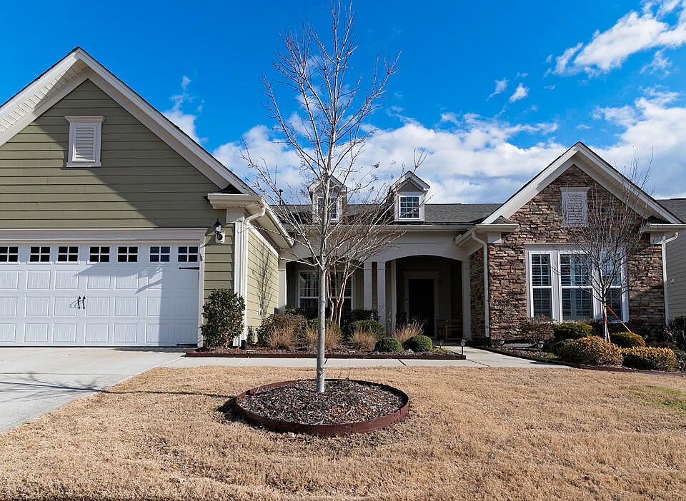 1st image of 1044 Gaston Manor Dr
