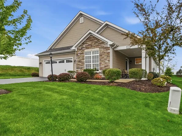 401 Northview Dr, Harmony, PA 16037