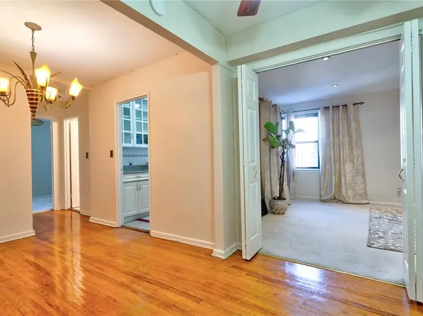 2 Fisher Drive #421, Mount Vernon, NY 10552