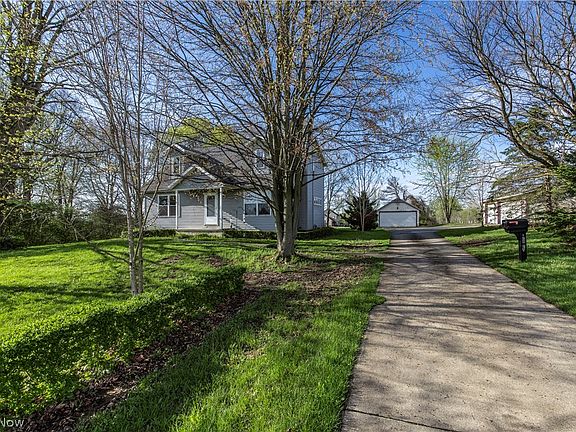 3rd image of 2425 Fixler Rd