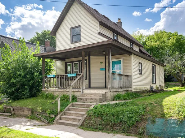 613 Lane Ave NW, Grand Rapids, MI 49504