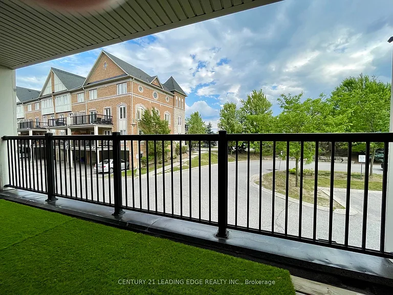 2083 Bur Oak Ave — Photo 22