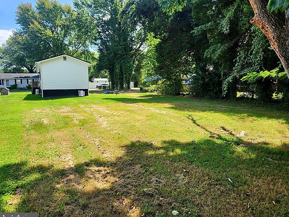 5th image of 43190 Coles Dr