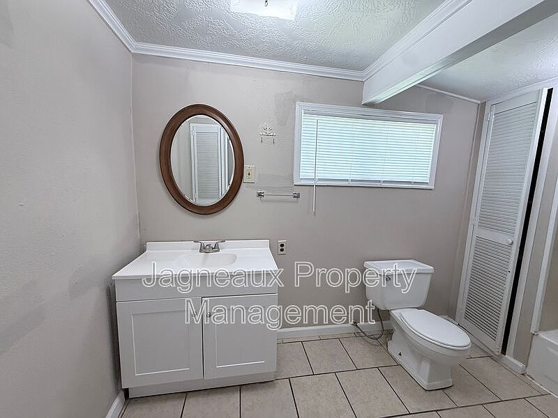 1st image of 106 Fontenot Rd