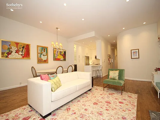 Rented by Sotheby's International Realty | media 21