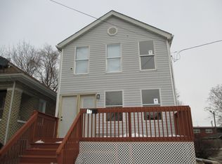 14 N Hickory St, Joliet, IL 60435