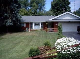 1568 Indian Creek Dr, Temperance, MI