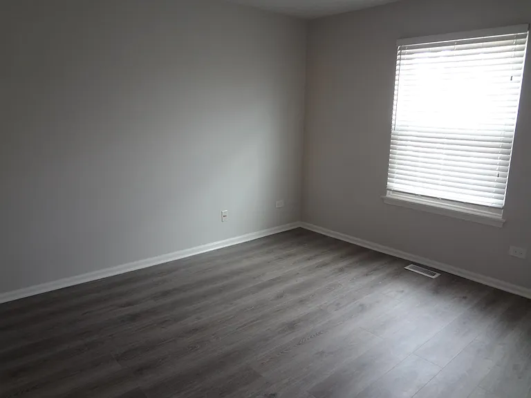 220 Brett Cir #B — Photo 16