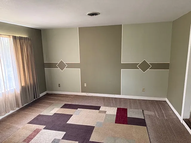3 bed, 1710 sqft, $2,500 — Photo 3