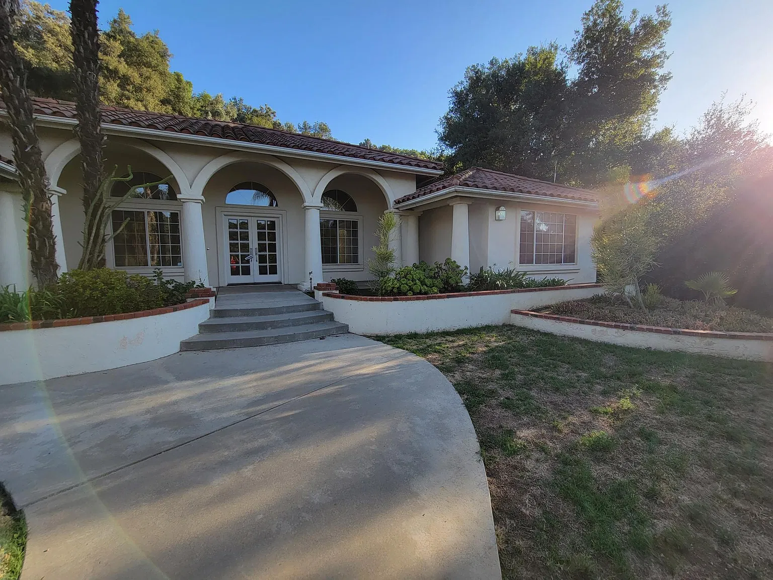 3 bed, 2750 sqft, $4,350 — Photo 3