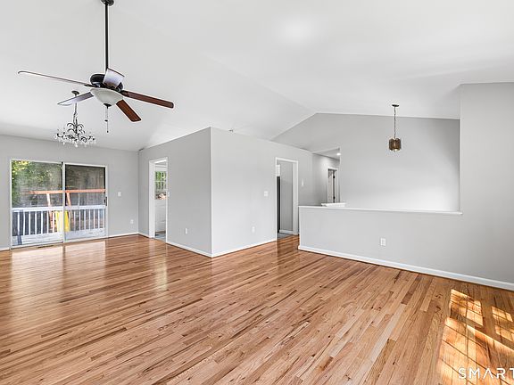 5th image of 24 Wiscassett Avenue