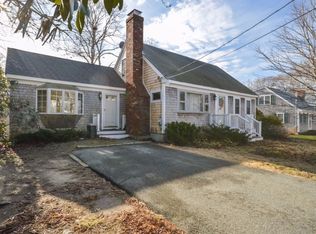 19 Mayflower St, East Falmouth, MA 02536