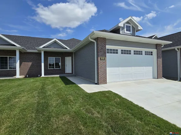 5830 S 95th St, Lincoln, NE 68526