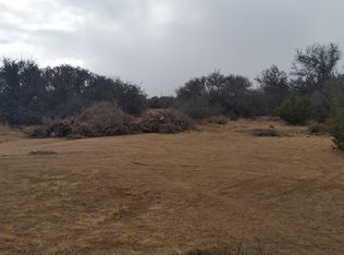 8855 Middleton Rd, Phelan, CA 92371