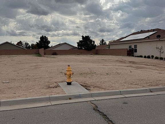 5th image of 48 El Camino Loop NW
