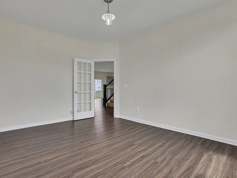 241 Sunstone Ln — Photo 16