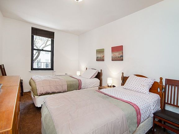 2nd image of 315 W 55th St APT 3G