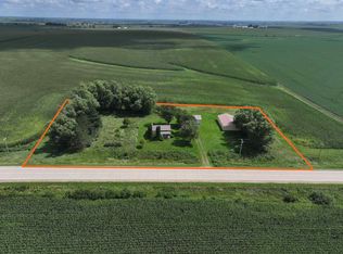 2240 Roanoake Ave, Fredericksburg, IA 50630