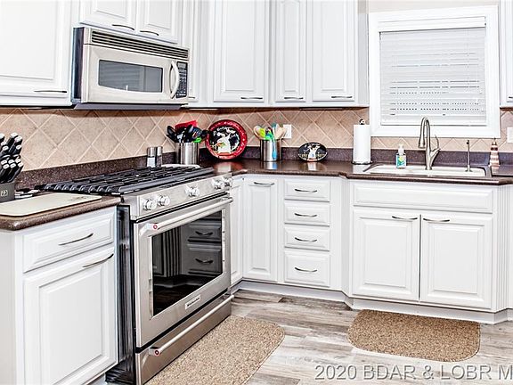 4th image of 209 Porto Cima Dr