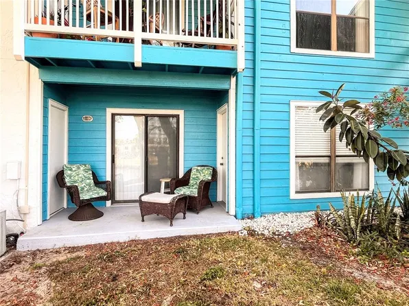 455 Alt 19 S APT 235, Palm Harbor, FL 34683