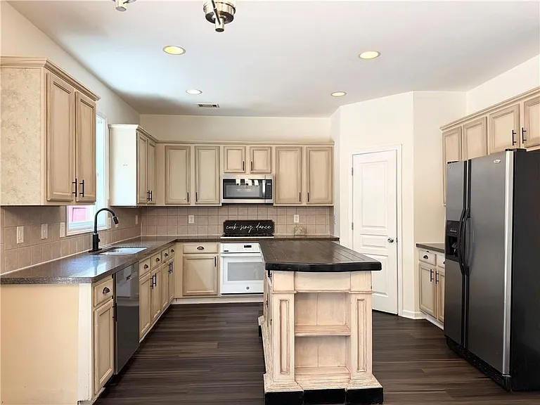 4306 Suwanee Brook Ct — Photo 29