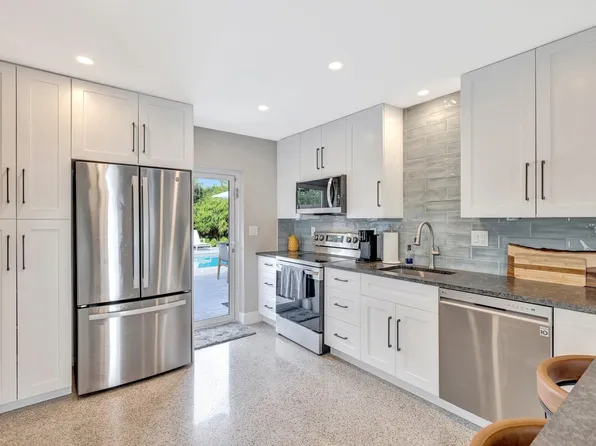 381 NW 48th Court, Fort Lauderdale, FL 33309