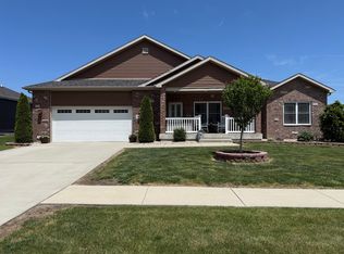 665 Kathy Dr, Bourbonnais, IL 60914