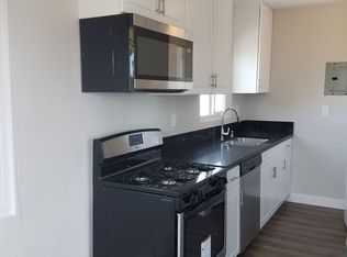 723 Owen Dr APT B, Huntington Beach, CA 92648