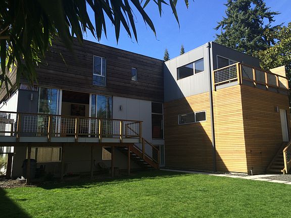 4th image of 1430 102nd Ave NE