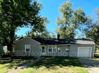 611 NE 45th Ter, Kansas City, MO 64116