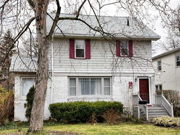 1st image of 255 Antlers Dr