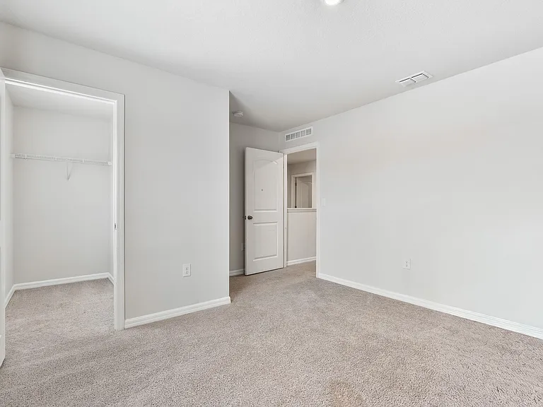 1463 Swan Ct — Photo 10