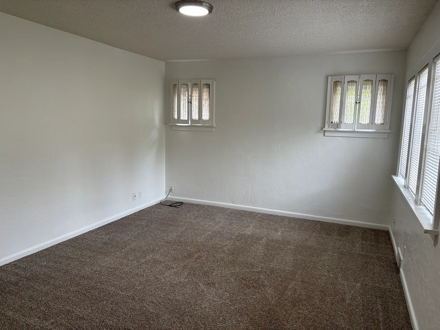 2 bed, 1.5 bath, 1792 sqft, $2,375 — Photo 3