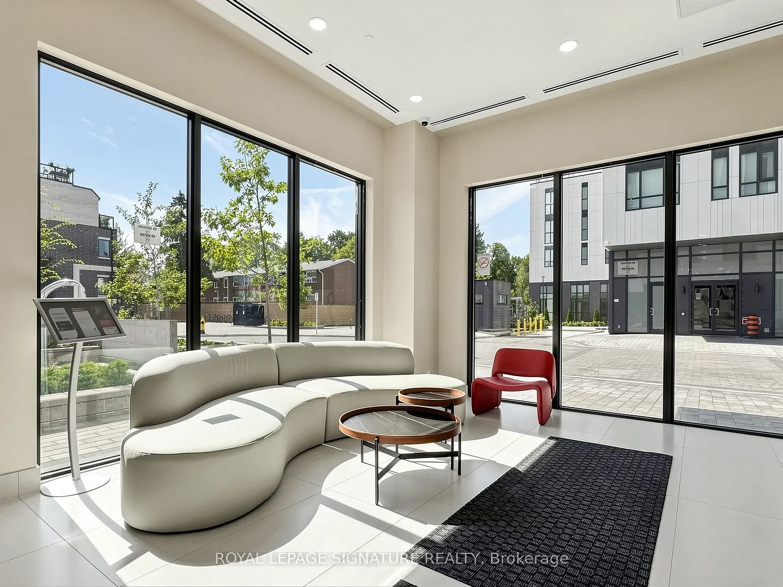 1 bed, $2,350 — Photo 4
