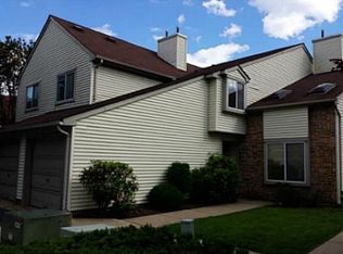 5 Chatham Ct, East Windsor, NJ 08520